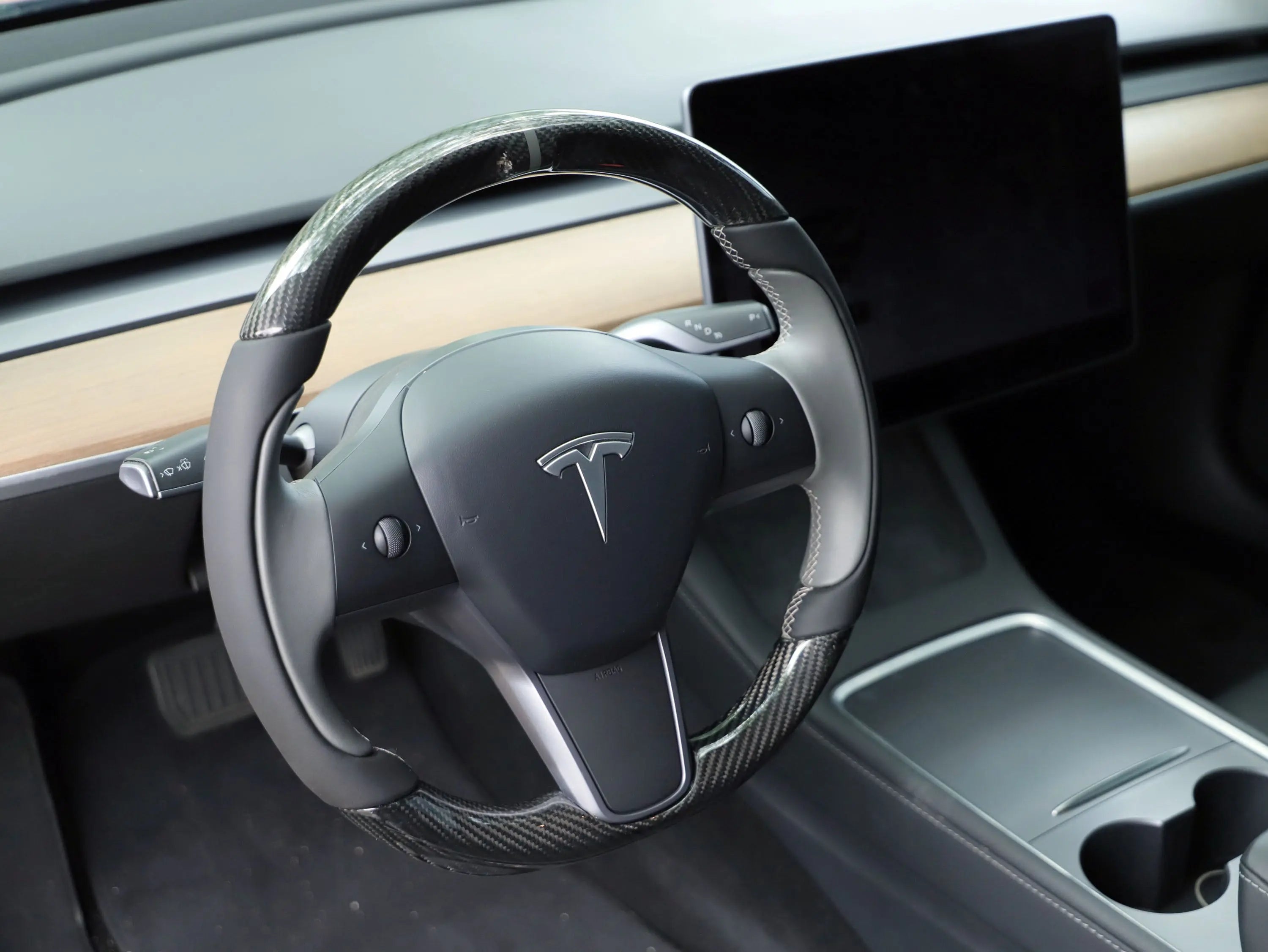 Why-Custom-Steering-Wheels-Are-the-Thoughtful-and-Unique-Gift-Idea Axeco