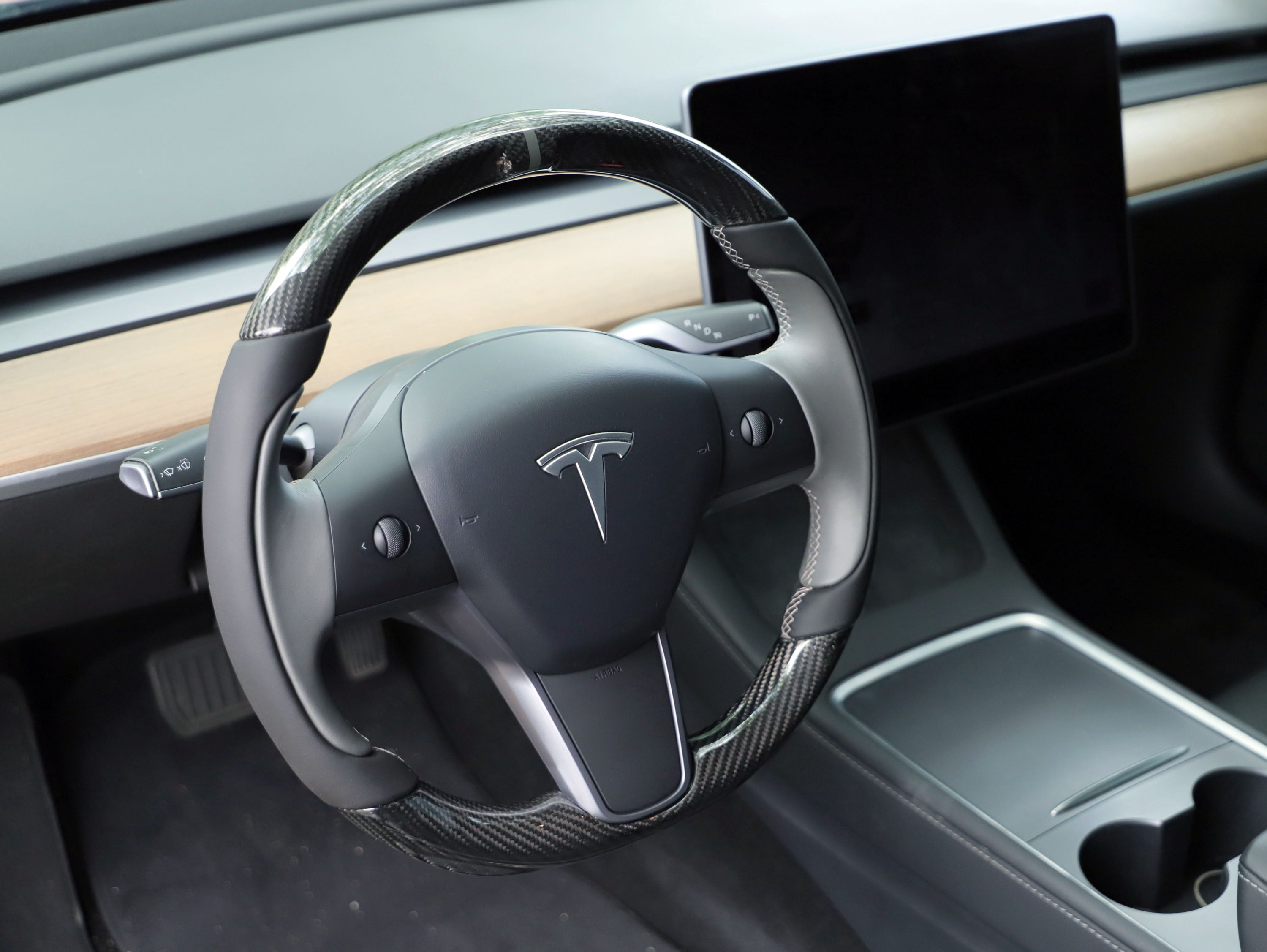 Why Custom Steering Wheels Are the Thoughtful and Unique Gift Idea