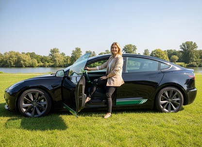 Dark green and light green Leather Carbon Fiber Customize Tesla Model Y Juniper Steering Wheel - DYNA (2025+) Axeco